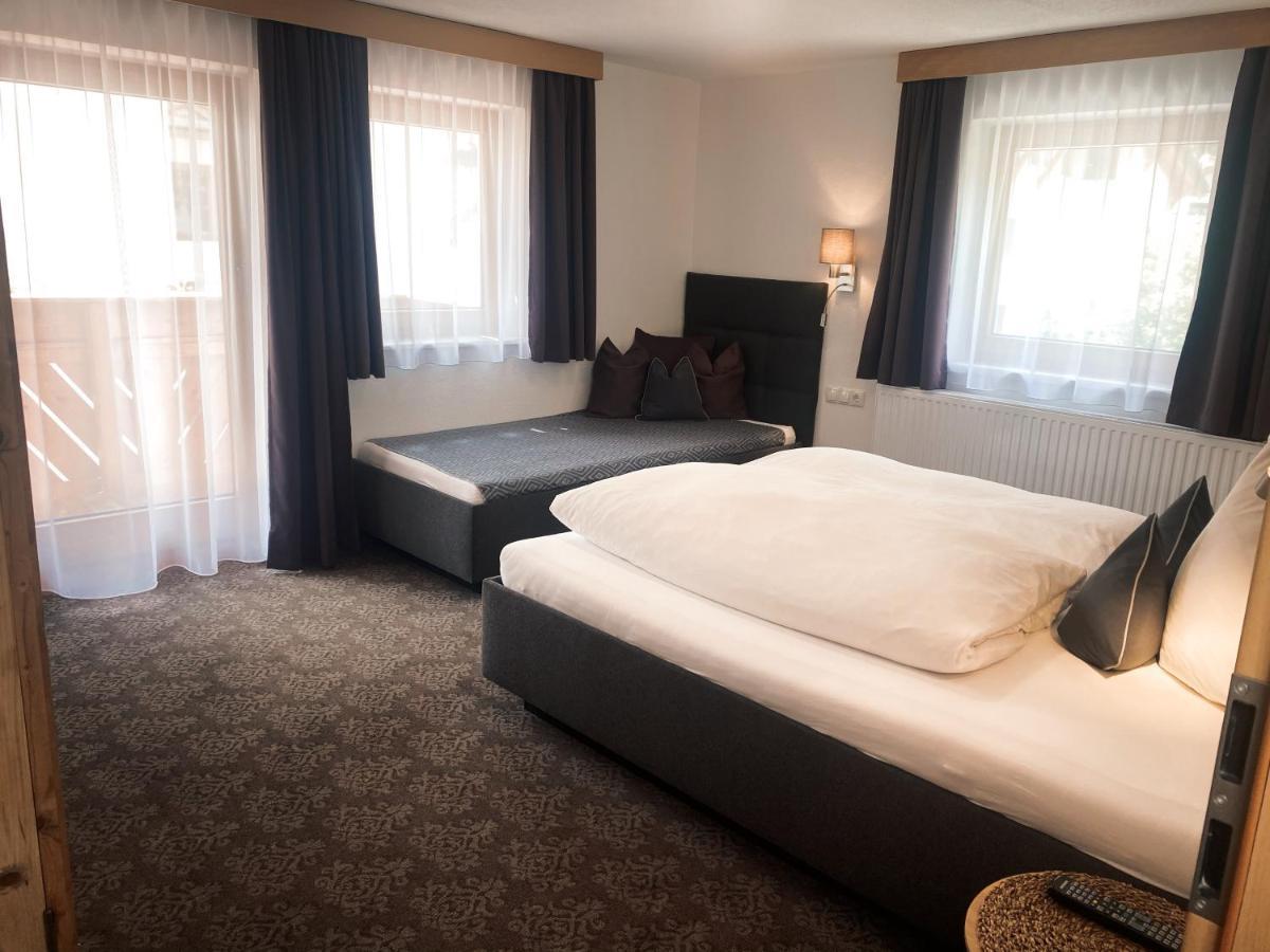 Ferienhaus Ragg เคาเนอร์ทาล ภายนอก รูปภาพ